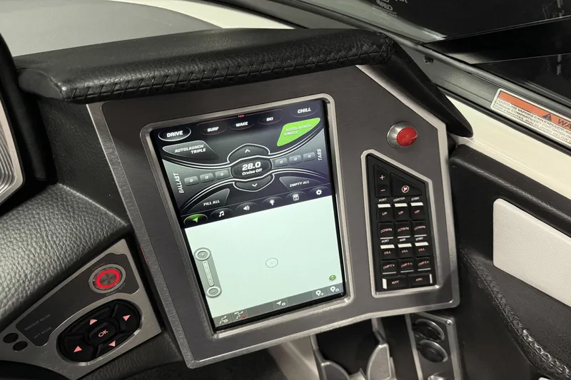 Slide: The Image of MasterCraft XT23 2019 - 92