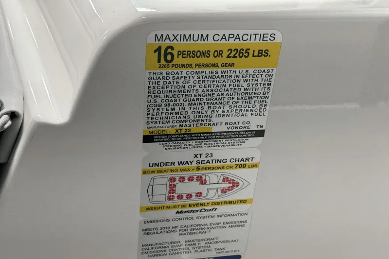Slide: The Image of MasterCraft XT23 2019 - 96