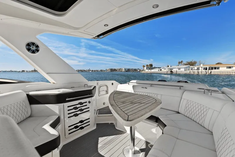 Slide: The Image of Sea Ray 310 SLX Outboard 2019 - 27