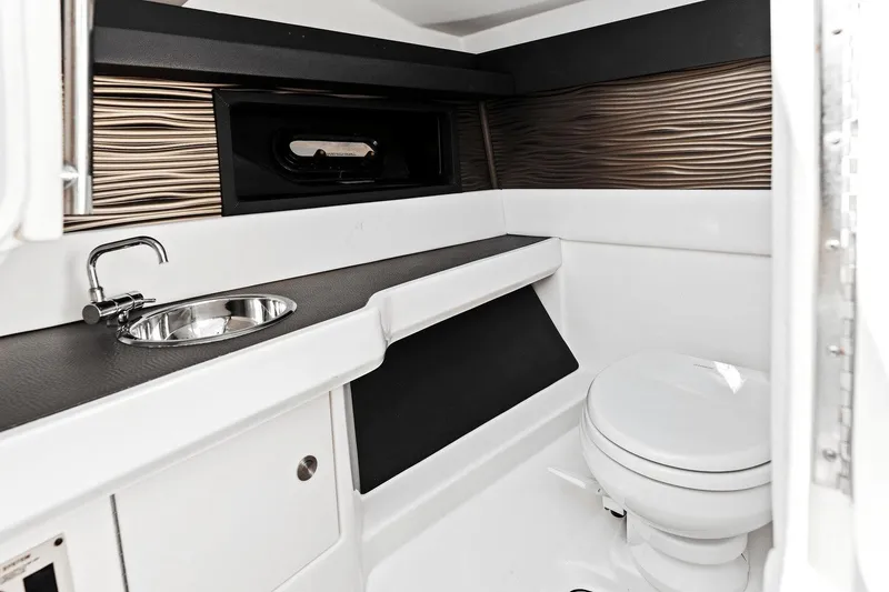 Slide: The Image of Sea Ray 310 SLX Outboard 2019 - 35