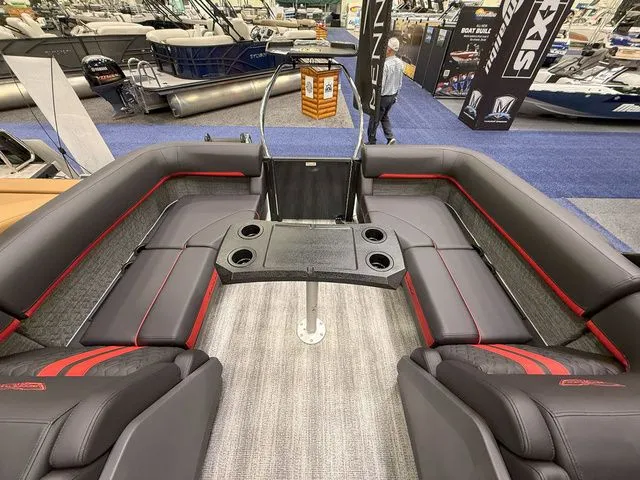 Slide: The Image of Bennington M Quad Bench 24 MFB Tritoon 2025 - 26