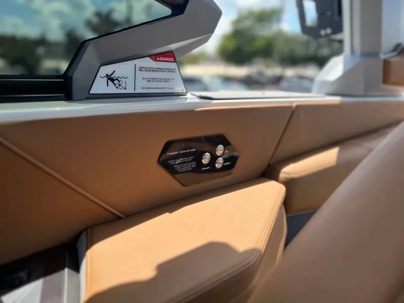 Slide: The Image of Nautique G23 2025 - 32