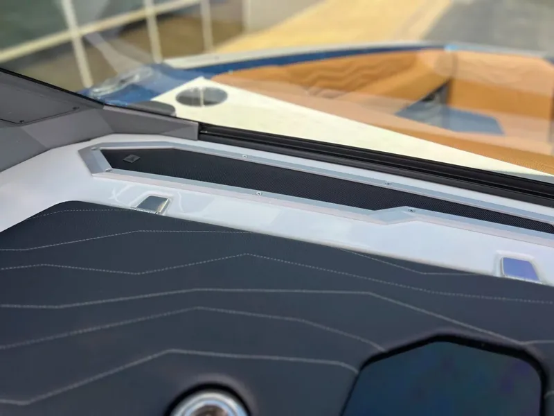 Slide: The Image of Nautique G23 2025 - 38