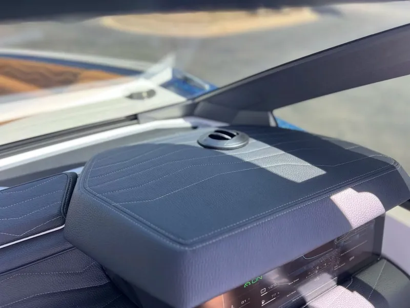 Slide: The Image of Nautique G23 2025 - 39