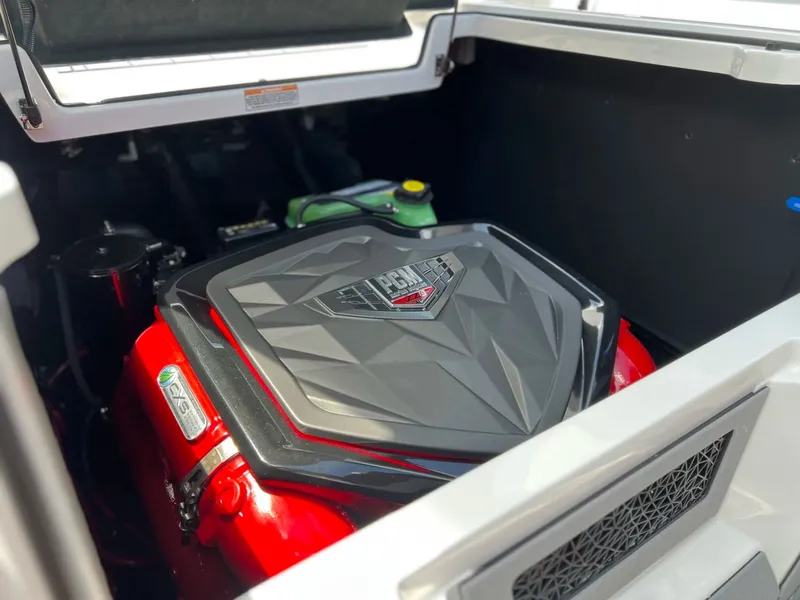 Slide: The Image of Nautique G23 2025 - 46