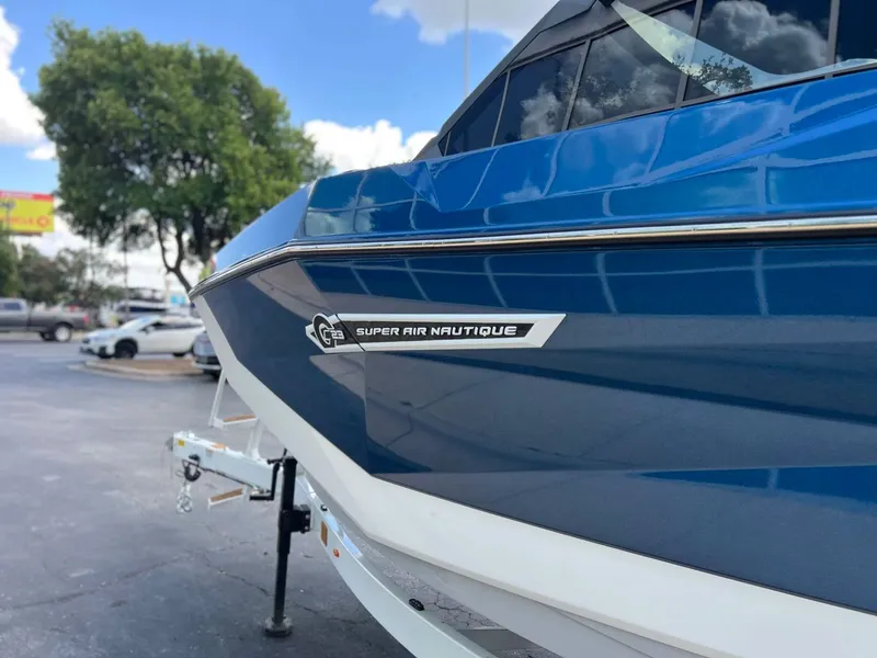 Slide: The Image of Nautique G23 2025 - 8