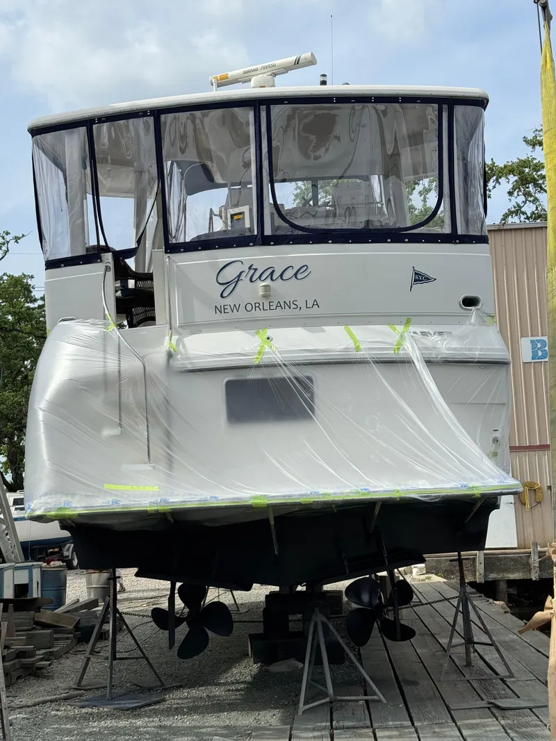 Slide: The Image of 1995 Carver 440 Aft Cabin Motor Yacht "Grace" in dry dock, New Orleans. - 7