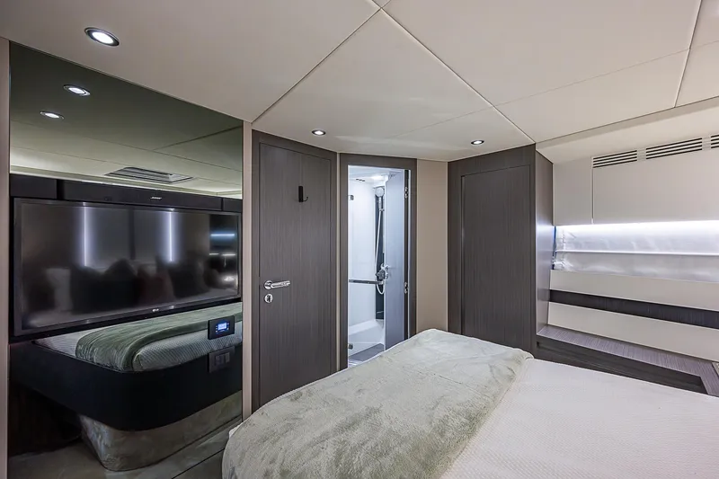 Slide: The Image of Azimut S6 2022 - 59