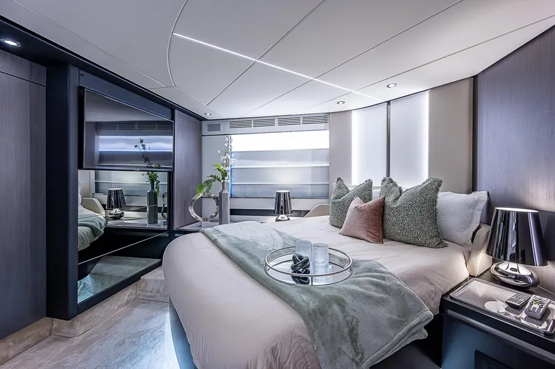 Slide: The Image of Azimut S6 2022 - 65