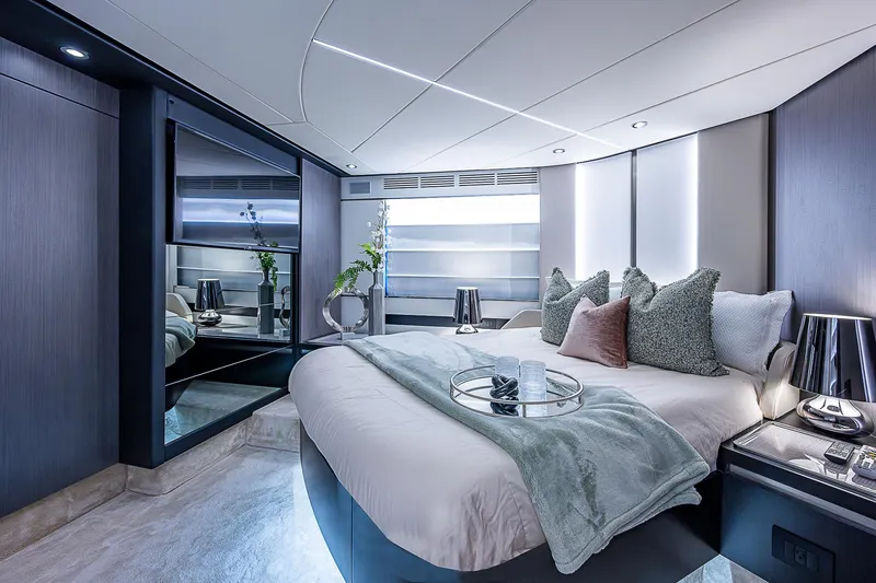 Slide: The Image of Azimut S6 2022 - 69