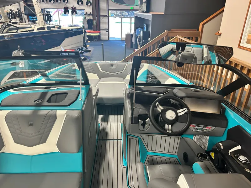 Slide: The Image of Correct Craft Super Air Nautique G25 2024 - 3