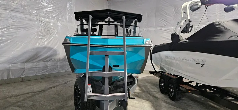 Slide: The Image of Correct Craft Super Air Nautique G25 2024 - 9