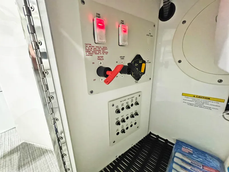 Slide: The Image of Formula 290 Bowrider 2013 - 55