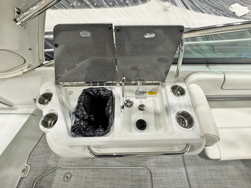 Slide: The Image of Formula 290 Bowrider 2013 - 58