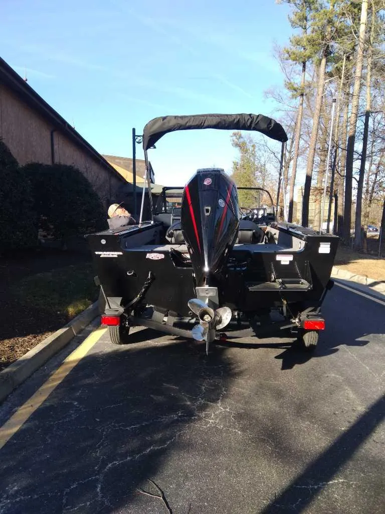 Slide: The Image of Tracker Targa V-18 Combo 2025 - 75