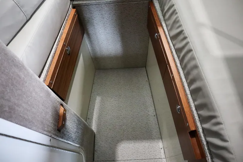 Slide: The Image of Interior storage space of 2025 Hewescraft 290 Adventure ET HT boat. - 33