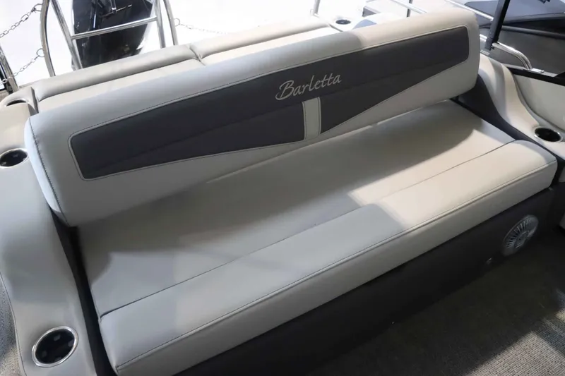 Slide: The Image of Barletta Cabrio 24UC 2025 - 17