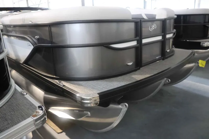 Slide: The Image of Barletta Cabrio 24UC 2025 - 2