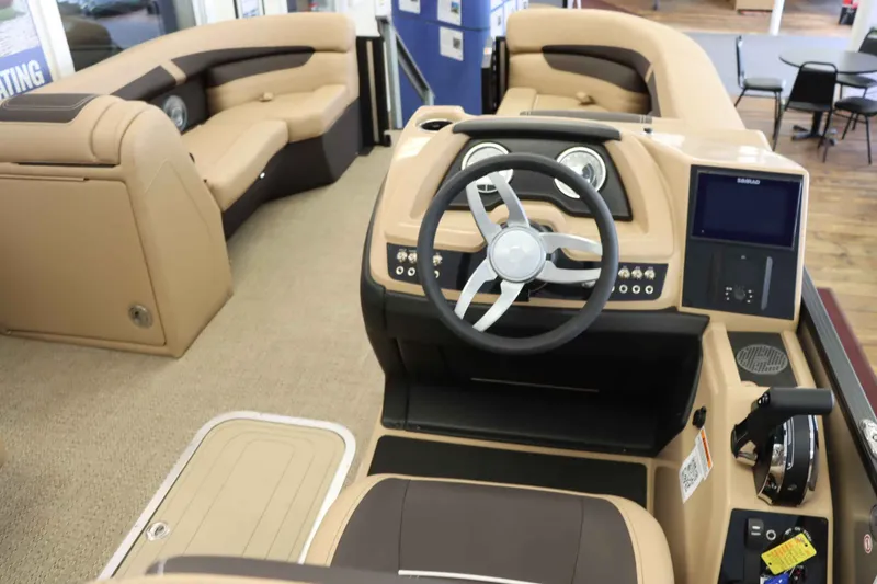 Slide: The Image of Barletta Cabrio 22UC 2025 - 16