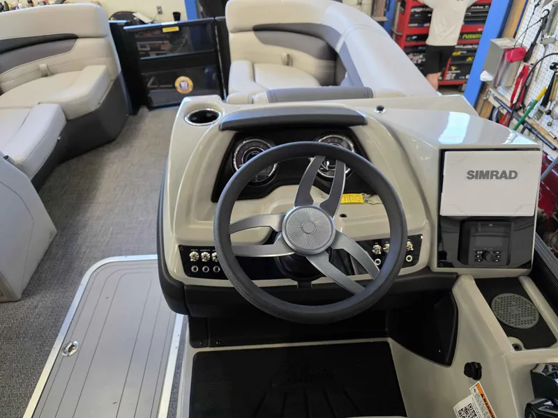 Slide: The Image of Barletta CABRIO 20QC 2025 - 14