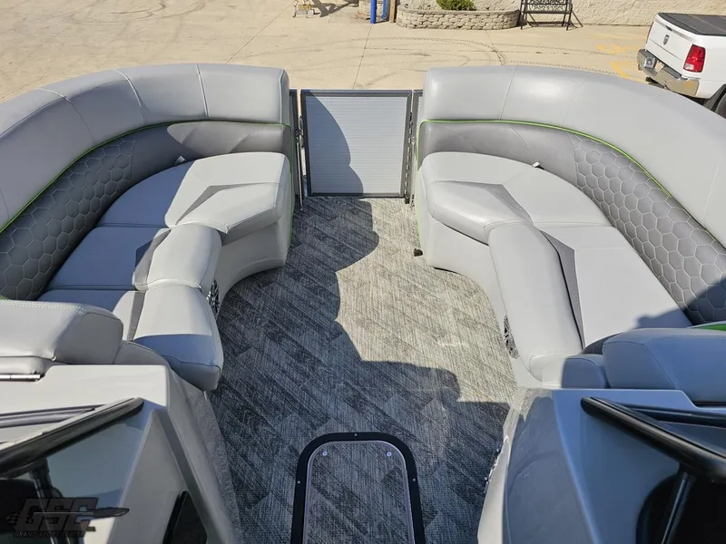 Slide: The Image of Manitou 25 X-Plode 2021 - 105