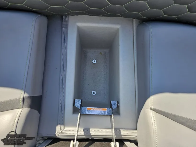 Slide: The Image of Manitou 25 X-Plode 2021 - 113