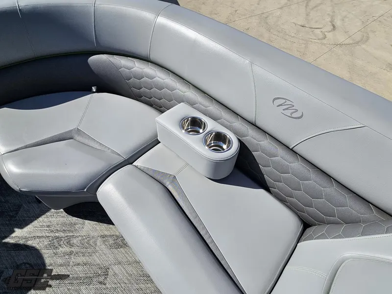 Slide: The Image of Manitou 25 X-Plode 2021 - 119