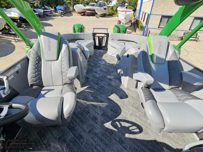 Slide: The Image of Manitou 25 X-Plode 2021 - 124