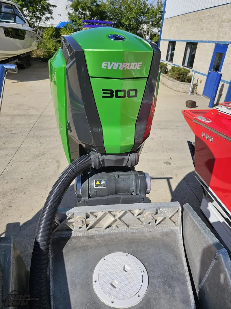 Slide: The Image of Manitou 25 X-Plode 2021 - 131