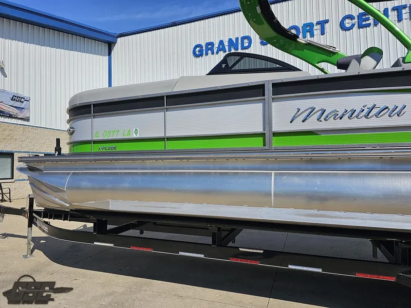 Slide: The Image of 2021 Manitou 25 X-Plode pontoon boat at Grand Sport Center. - 15