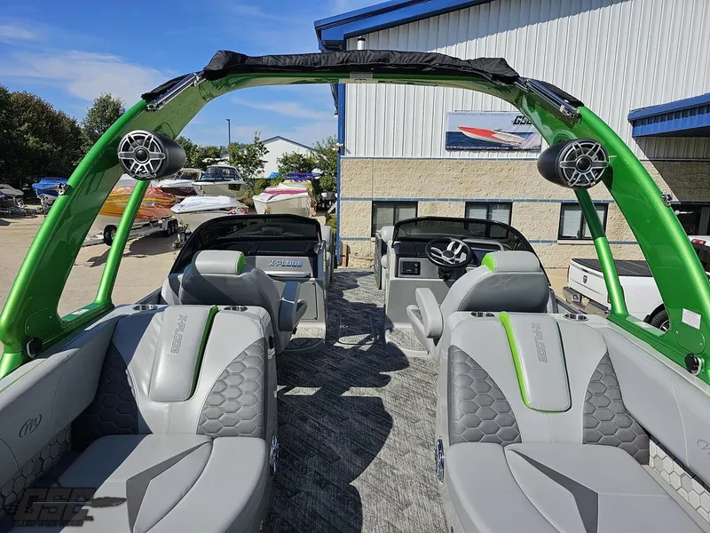 Slide: The Image of Manitou 25 X-Plode 2021 - 64