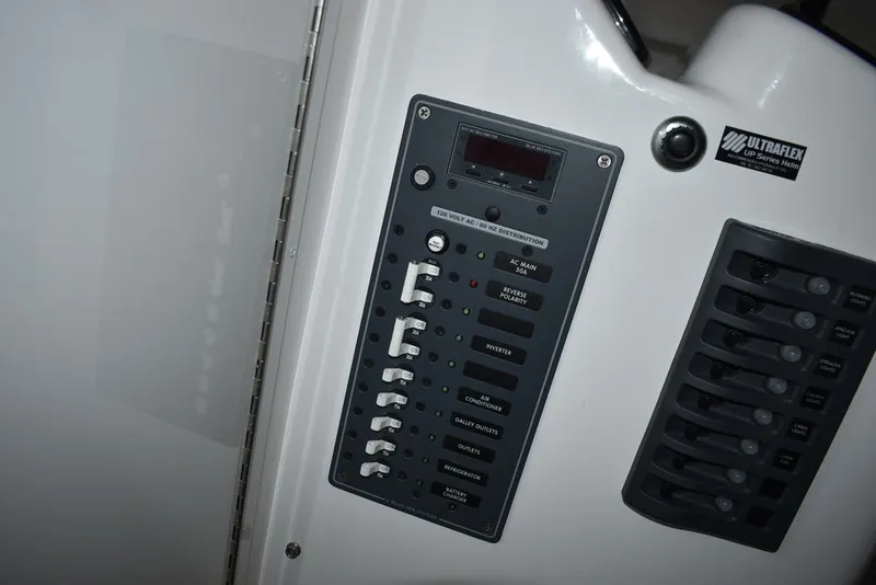 Slide: The Image of Steiger Craft 28 Chesapeake Pilothouse 2020 - 80