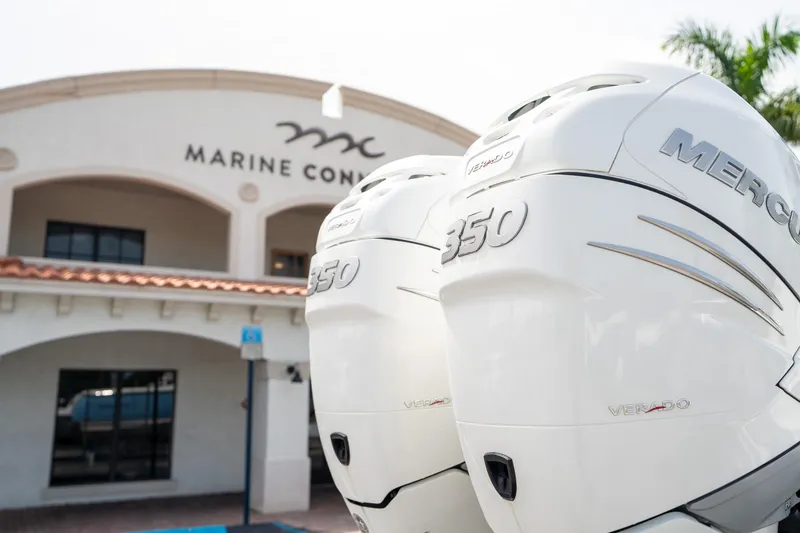 Slide: The Image of 2023 Blackfin 302CC with Mercury 350 Verado engines at Marine Connection. - 9
