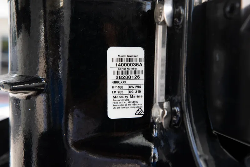 Slide: The Image of Blackfin 302CC 2023 - 55