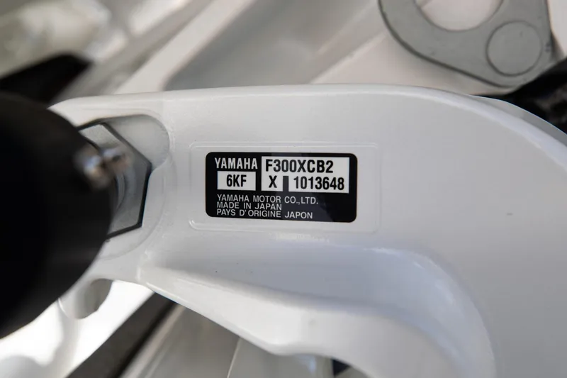 Slide: The Image of Yamaha motor label on 2023 Hurricane SunDeck 2690 OB boat engine. - 38