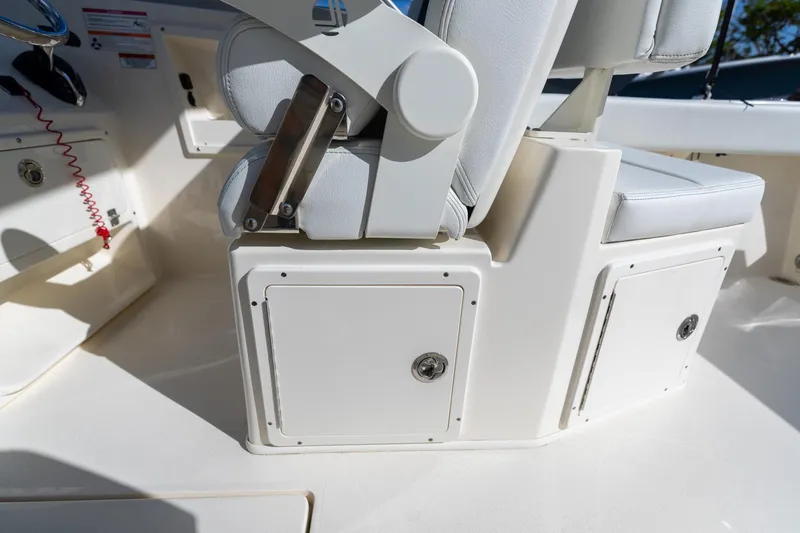 Slide: The Image of Cobia 220 Dual Console 2024 - 20