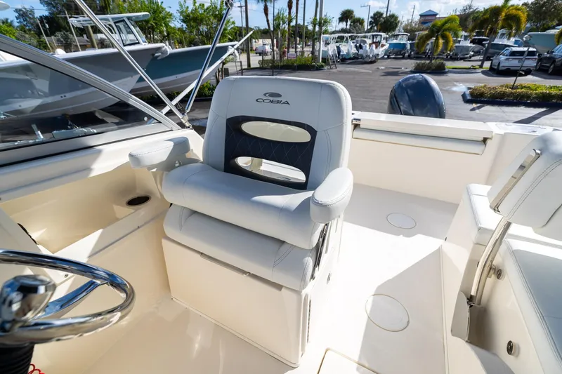 Slide: The Image of Cobia 220 Dual Console 2024 - 31
