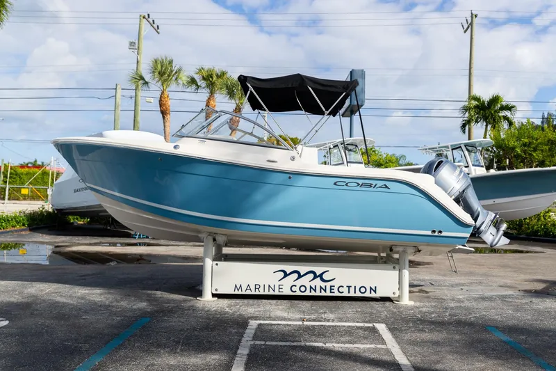 Slide: The Image of Cobia 220 Dual Console 2024 - 5