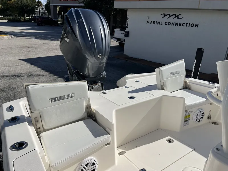 Slide: The Image of Pathfinder 2500 Hybrid 2024 - 22