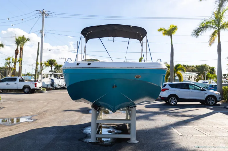 Slide: The Image of Hurricane SunDeck Sport 192 RL OB 2024 - 3