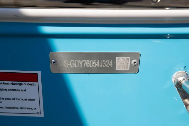 Slide: The Image of Hurricane SunDeck Sport 192 RL OB 2024 - 30