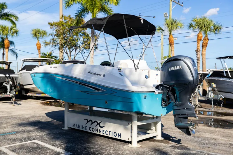 Slide: The Image of Hurricane SunDeck Sport 192 RL OB 2024 - 6