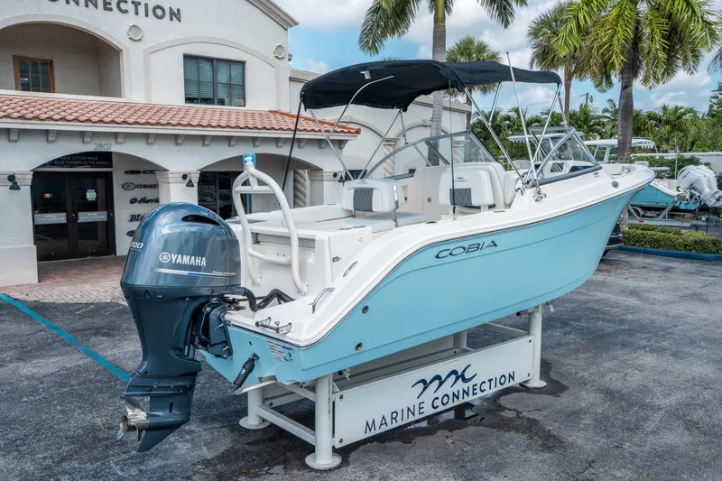 Slide: The Image of Cobia 220 Dual Console 2024 - 2