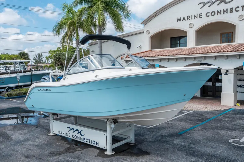 Slide: The Image of Cobia 220 Dual Console 2024 - 9