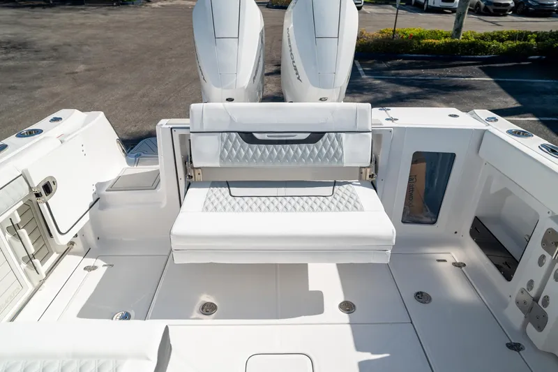 Slide: The Image of Blackfin 302 DC 2024 - 17