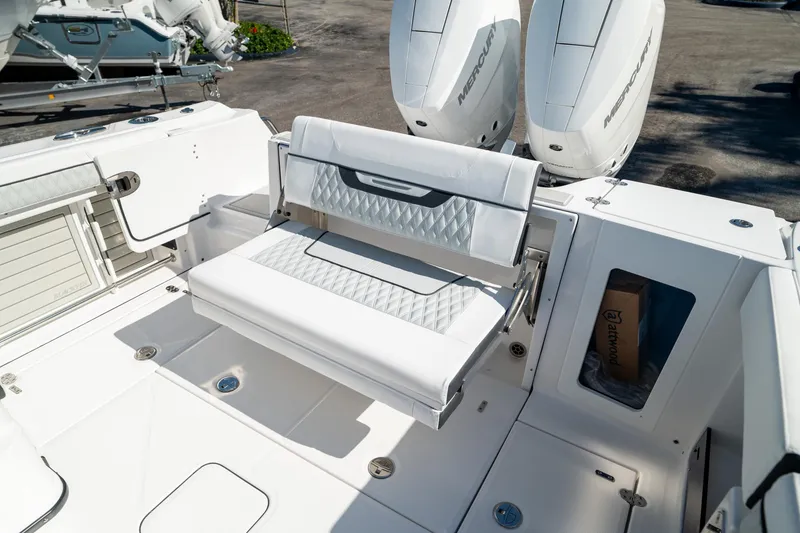 Slide: The Image of Blackfin 302 DC 2024 - 18