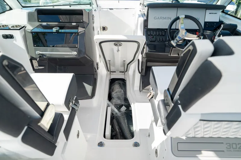 Slide: The Image of Blackfin 302 DC 2024 - 42