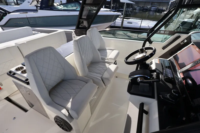 Slide: The Image of Saxdor 320 GTO 2025 - 14