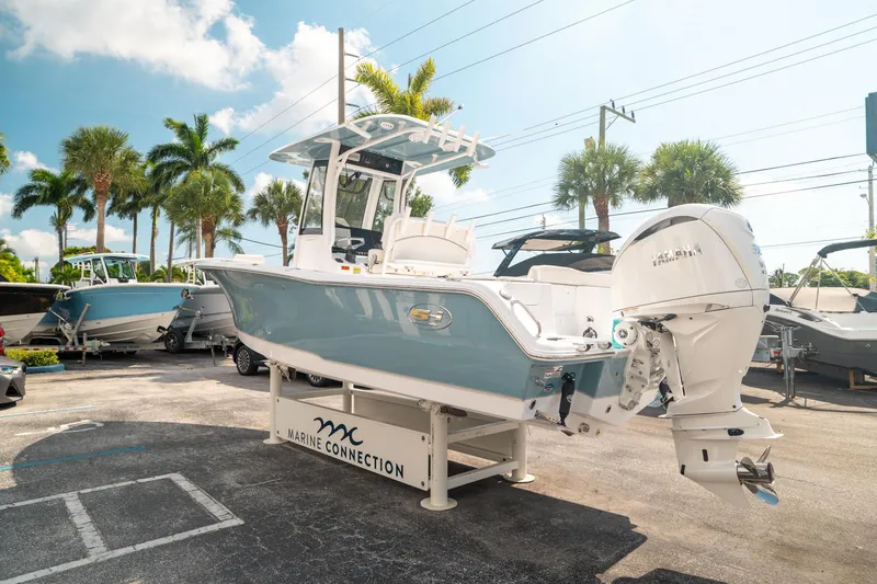 Slide: The Image of Sea Hunt Ultra 239 SE 2025 - 4