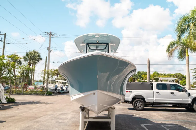 Slide: The Image of Sea Hunt Ultra 239 SE 2025 - 7